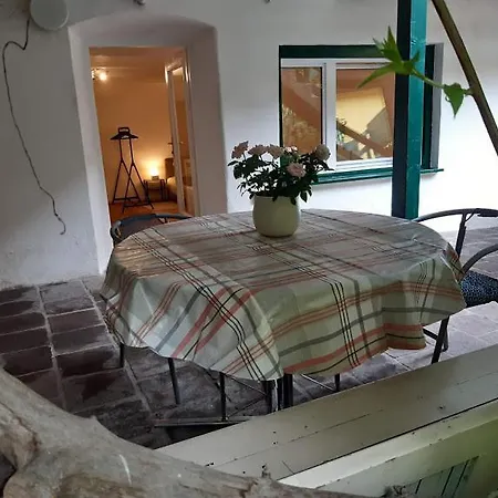 Studio In Altstadthaus Sankt Veit an der Glan Extérieur photo